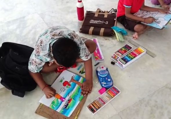 তেলিয়ামুড়ায় রাজদূত ক্লাবের উদ্যোগে বসে আঁকো প্রতিযোগিতা — শারদীয় উৎসবের প্রাক্কালে সামাজিক ও সাংস্কৃতিক কর্মসূচিতে মুখর শহর