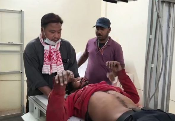 শিশু পাচারকারী সন্দেহে গণপিটুনি! তেলিয়ামুড়ার ইচারবিলে তীব্র উত্তেজনা।